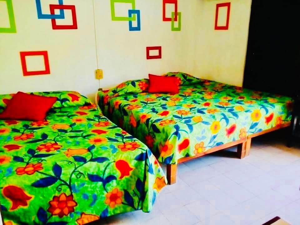 Hotel Zocalo Abuelos Acapulco Exterior foto