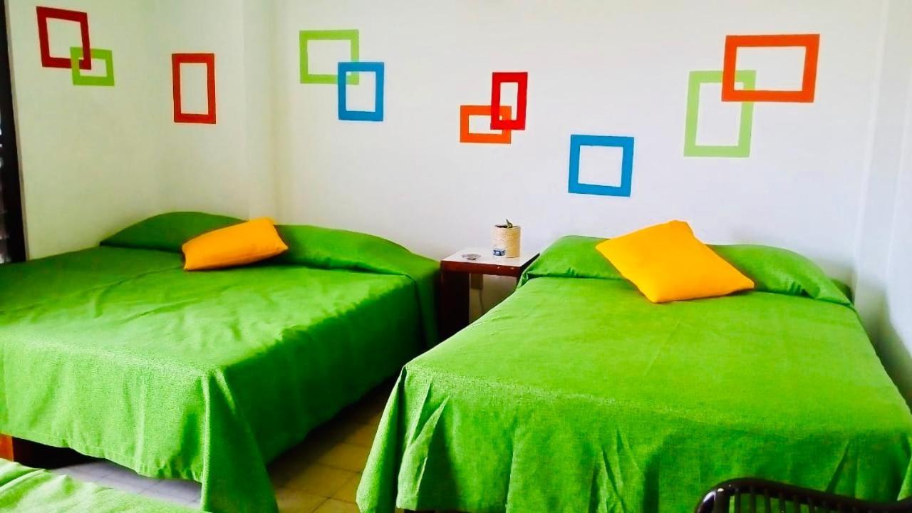 Hotel Zocalo Abuelos Acapulco Exterior foto